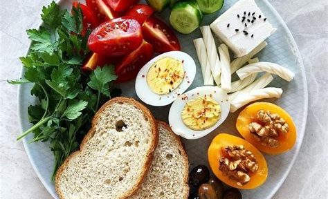Sağlıklı Kahvaltı Tabağı Örnekleri ve Tarifler